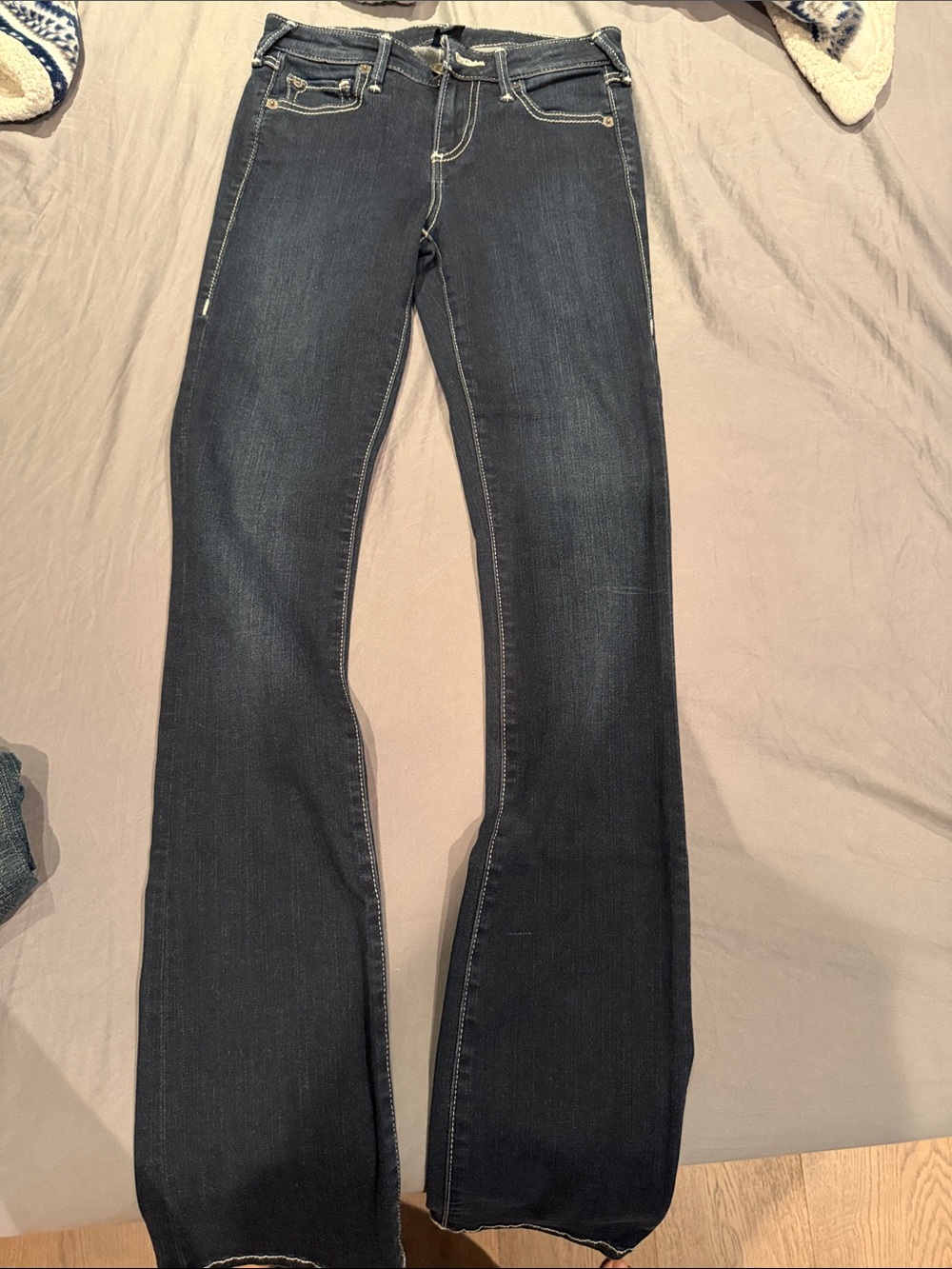 True religion Billie Jeans size 25